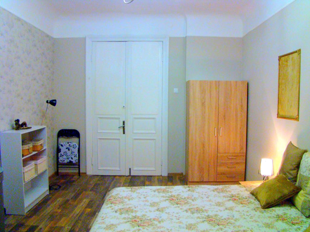 Elegant Apartment Riga Exteriör bild